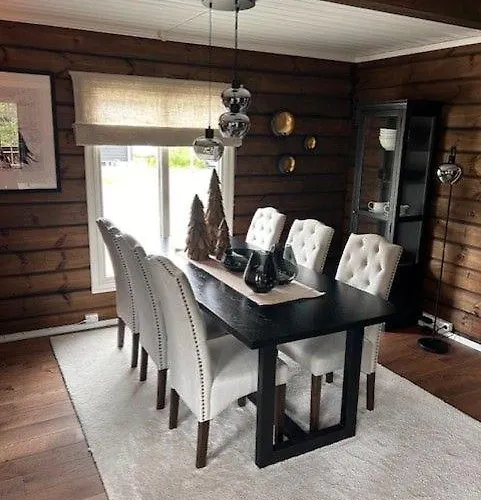 Sjarmerende Tommerhytte Pa Bjorli * Lii