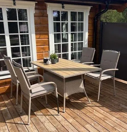 Sjarmerende Tommerhytte Pa Bjorli Casa de Férias *