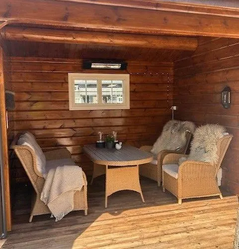 度假居 Sjarmerende Tommerhytte Pa Bjorli *